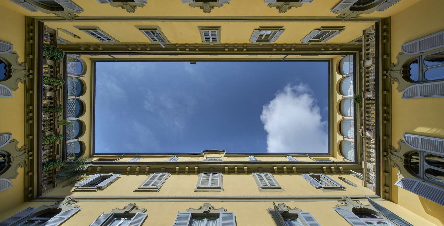 Palazzo Visconti, il cortile